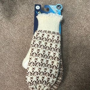 Isotoner women’s winter gloves